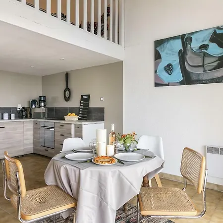 T3 Avec Terrasse Avec Vue Exceptionnelle Sur Les Quais De Sete Apartment Exterior photo
